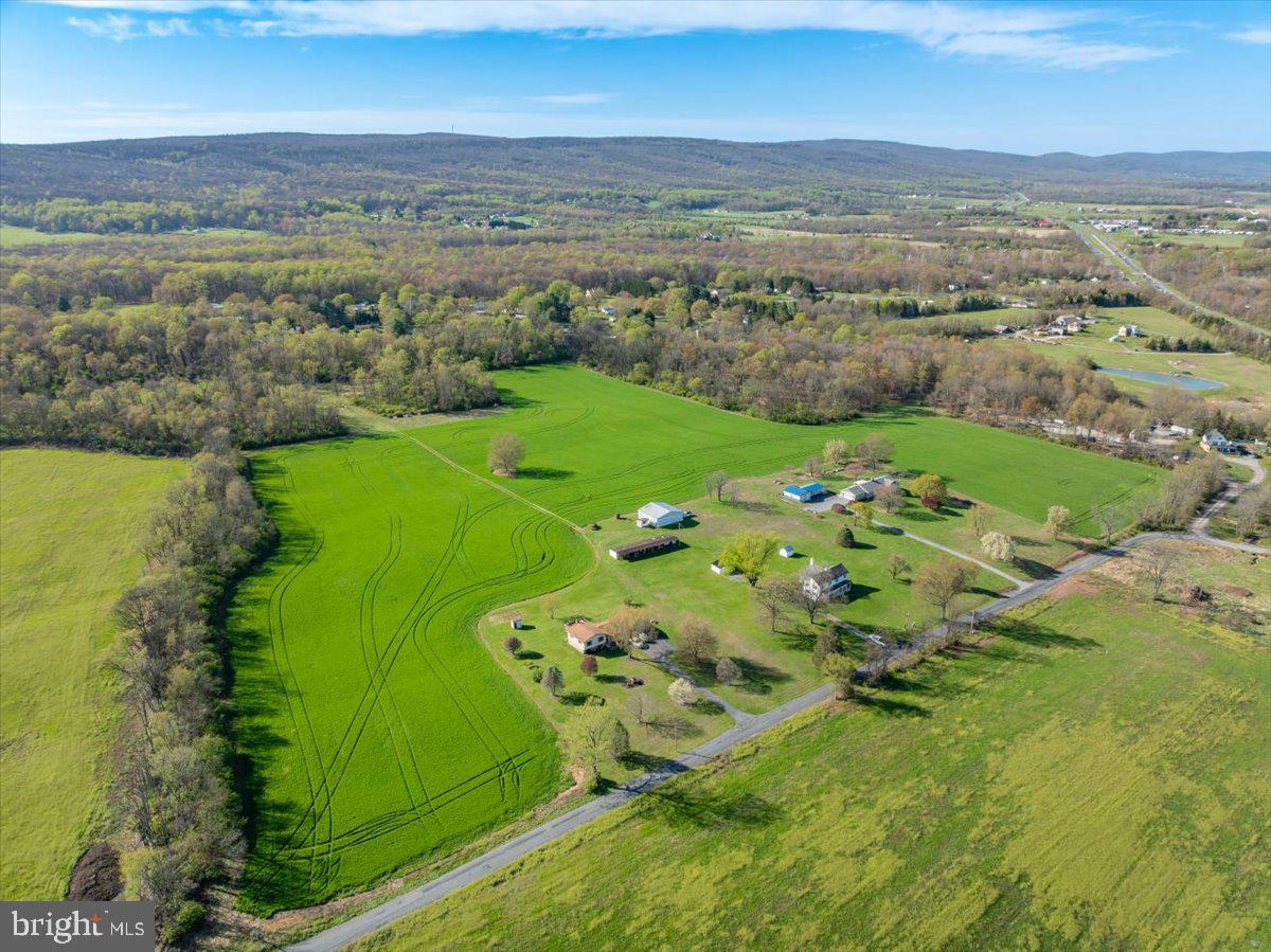 10524 Stull Road Thurmont, MD 21788 - Photo 12 of 91 a view of a city