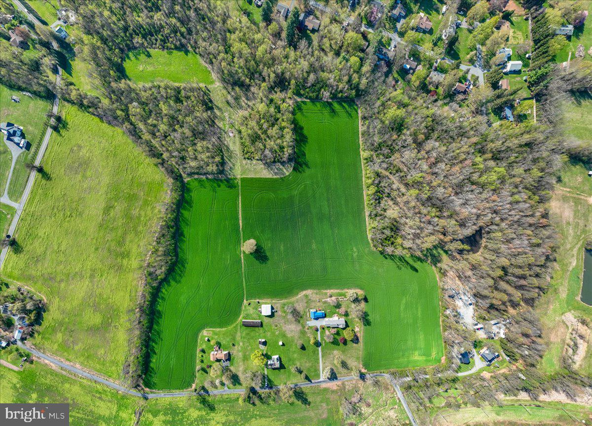 10524 Stull Road Thurmont, MD 21788 - Photo 2 of 91 a green field with lots of green space