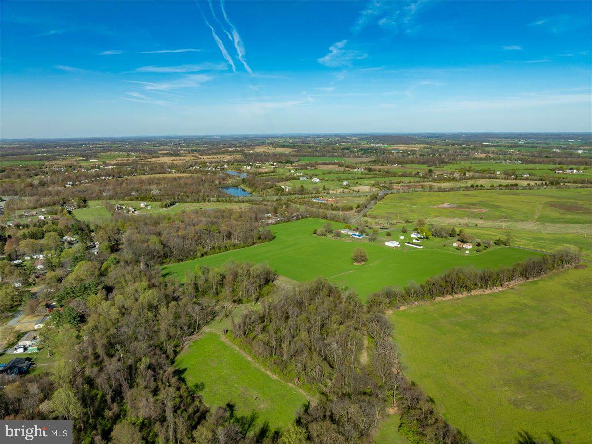 10524 Stull Road Thurmont, MD 21788 - Photo 28 of 91 a view of an ocean