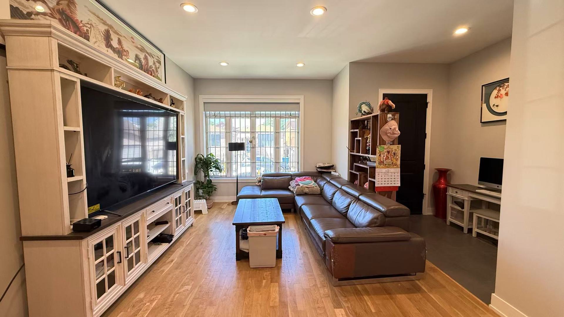 2921 South Farrell Street Chicago, IL 60608 - Photo 3 of 30