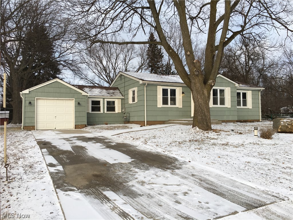 2913 Old Home Road Akron, OH 44312 - Photo 1 of 35