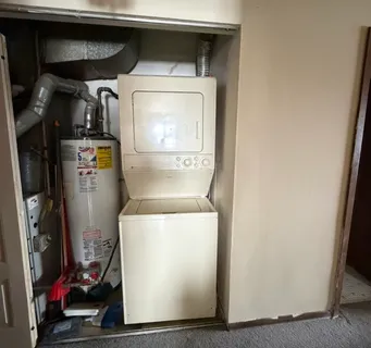 $199,000 | 10424 Central Avenue, Unit 3NE, Oak Lawn, IL 60453