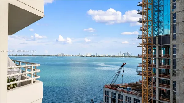 $4,185 | 555 Northeast 34th Street, Unit 2609, Miami, FL 33137