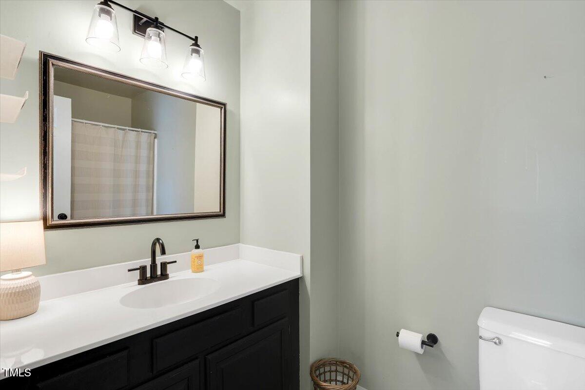 6910 Saxby Court Raleigh, NC 27613 - Photo 23 of 26 primary bath