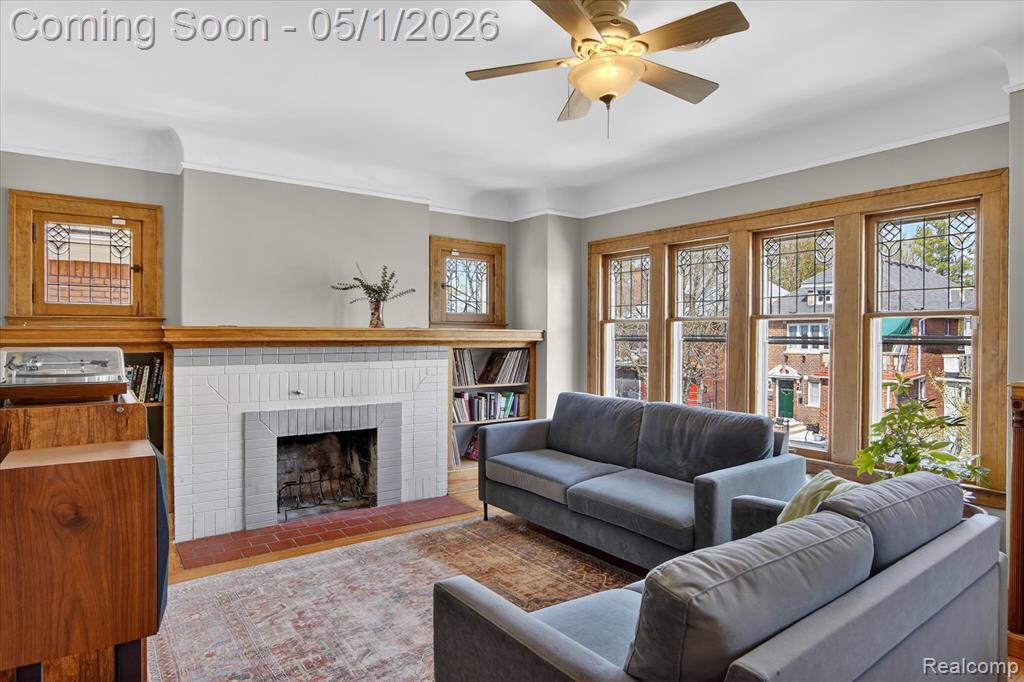 925 Nottingham Road Grosse Pointe, MI 48230 - Photo 2 of 46