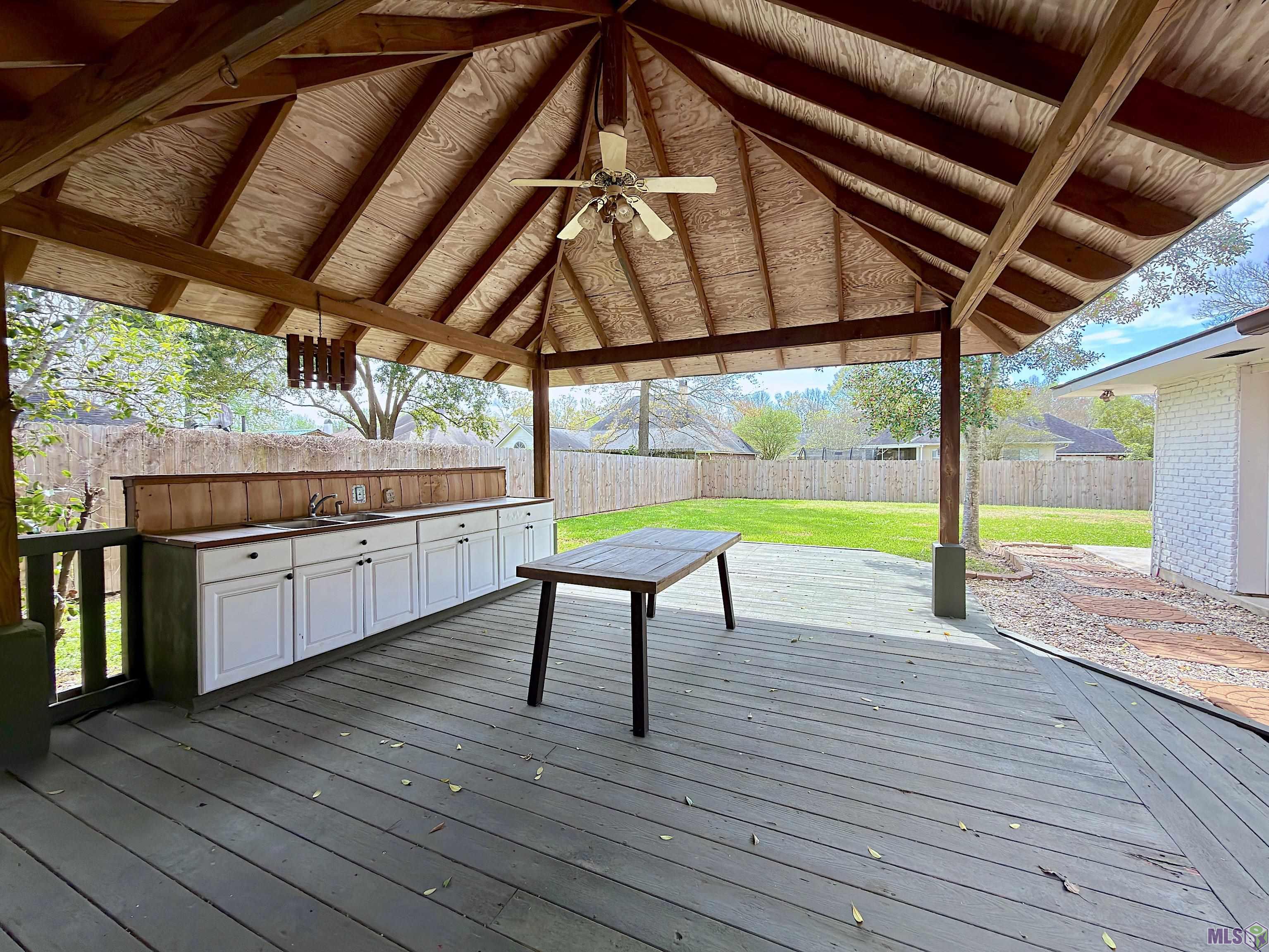 10230 Azrok Avenue St. George, LA 70809 - Photo 9 of 21 Gallery Image 9