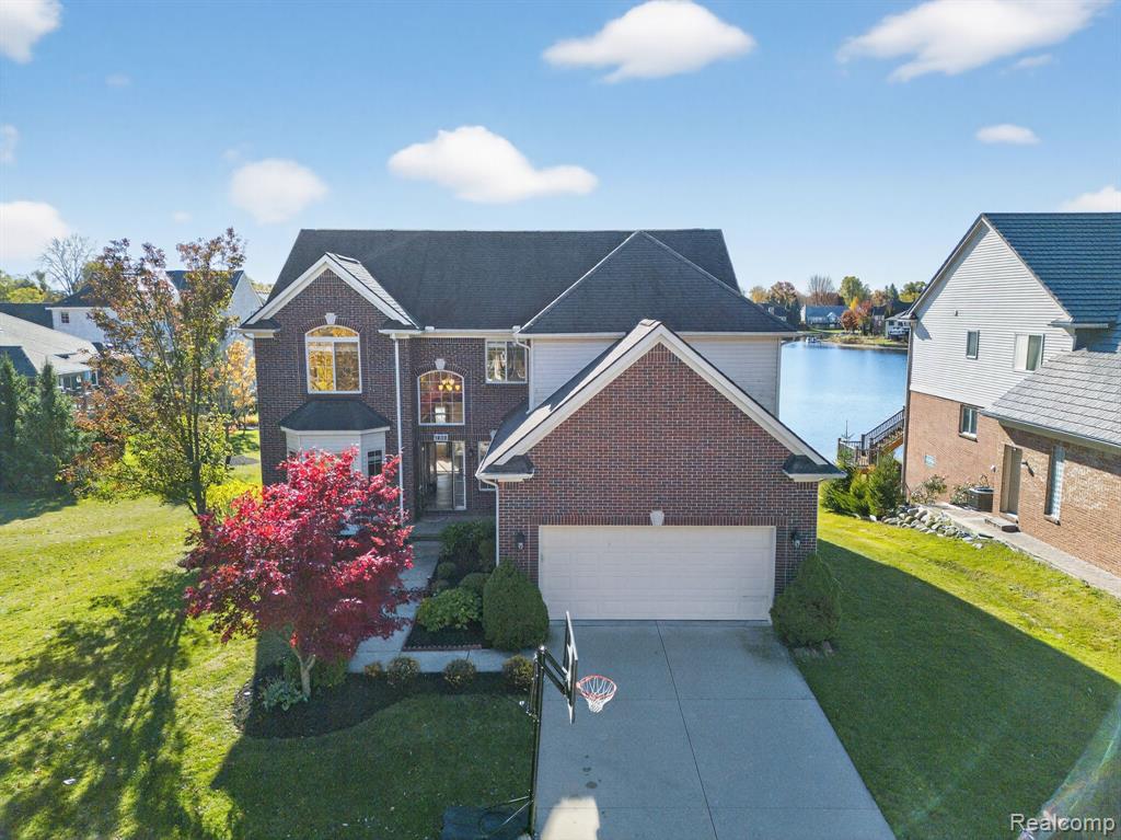 1838 Mackwood Road Rochester, MI 48307 - Photo 2 of 50