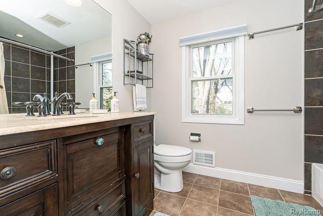 905 Aspen Drive Rochester, MI 48307 - Photo 24 of 34 Gallery Image 24
