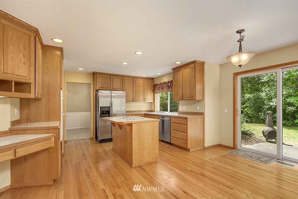 23002 11th Avenue West Bothell, WA 98021 - Photo 6 of 16