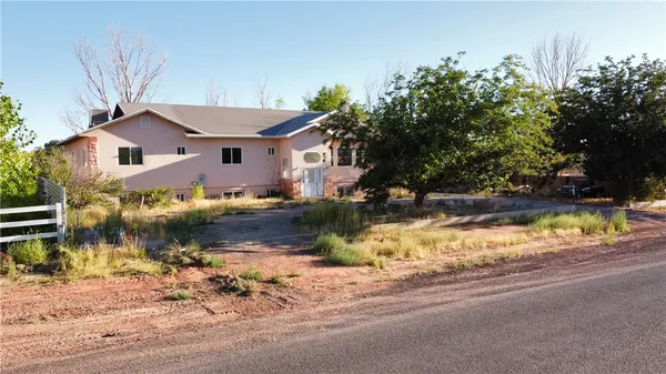 $349,900 | 245 Warren Avenue, Colorado City, AZ 86021