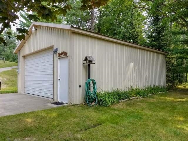 9585 Doe Road Harrison, MI 48625 - Photo 9 of 56 Gallery Image 9