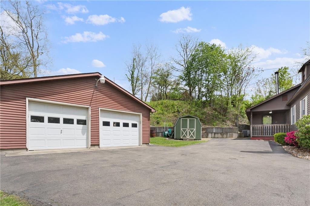 218 Furnace Hill Road Dunbar, PA 15431 - Photo 3 of 24 Gallery Image 3