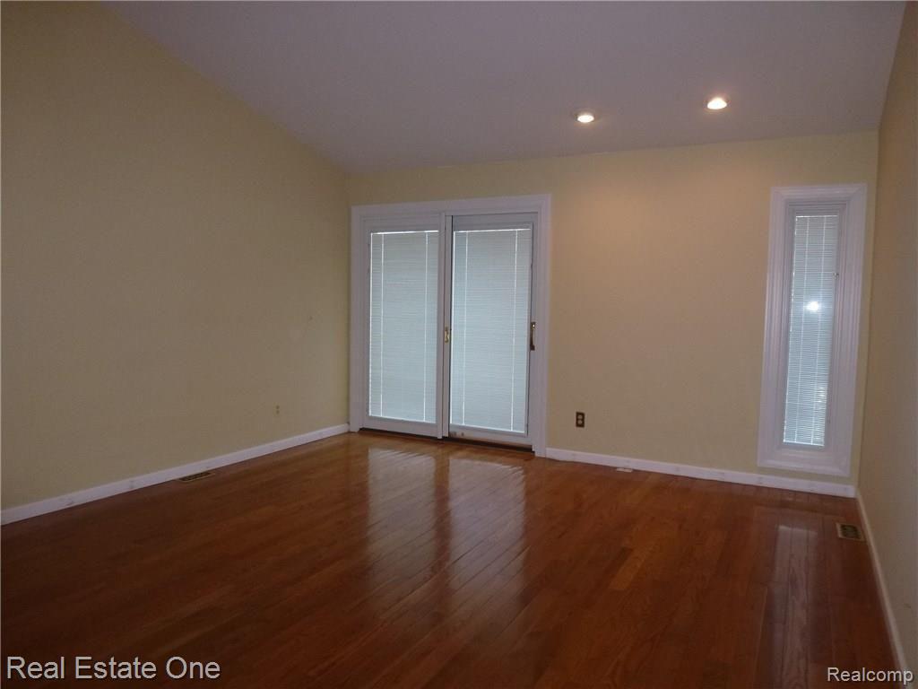 2178 London Bridge Drive, Unit 40 Rochester Hills, MI 48307 - Photo 6 of 31