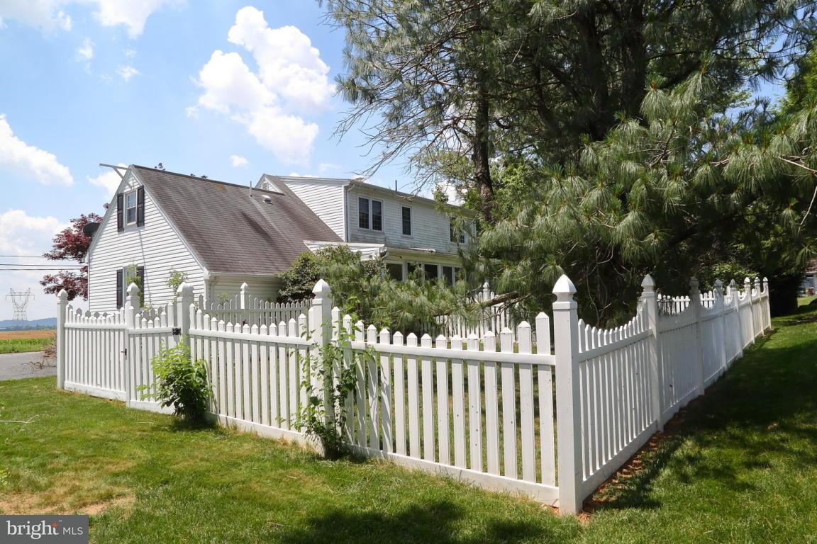 1760 Nolt Road Mount Joy, PA 17552 - Photo 4 of 23 Gallery Image 4