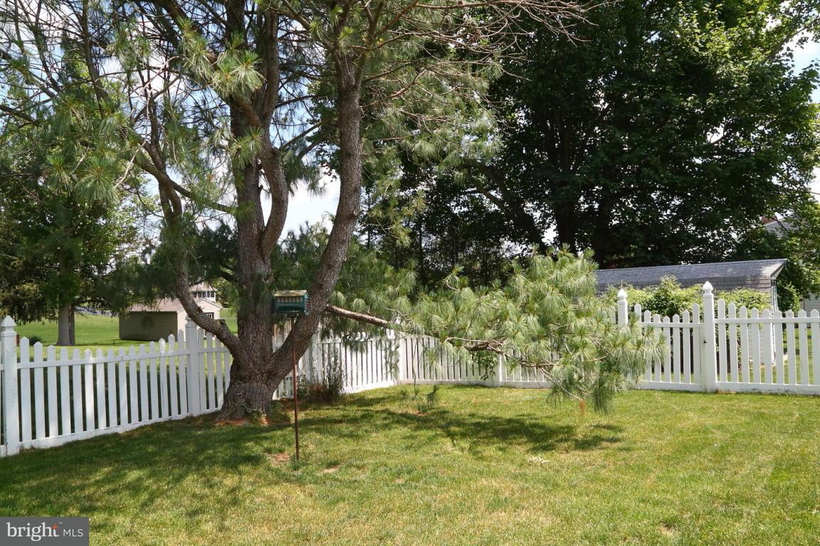1760 Nolt Road Mount Joy, PA 17552 - Photo 5 of 23 Gallery Image 5