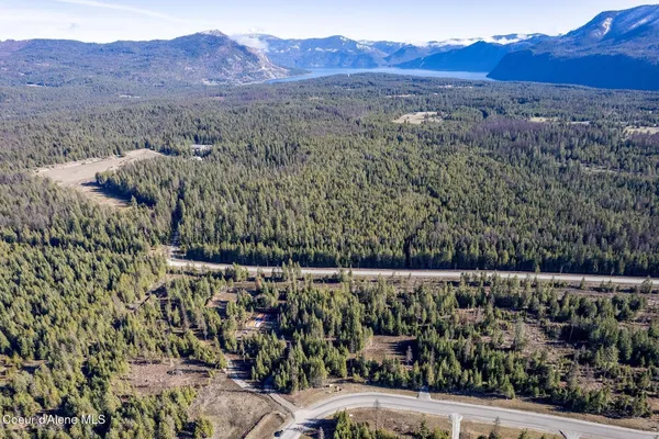 $1,590,000 | 1 Leonard Loop, Athol, ID 83801