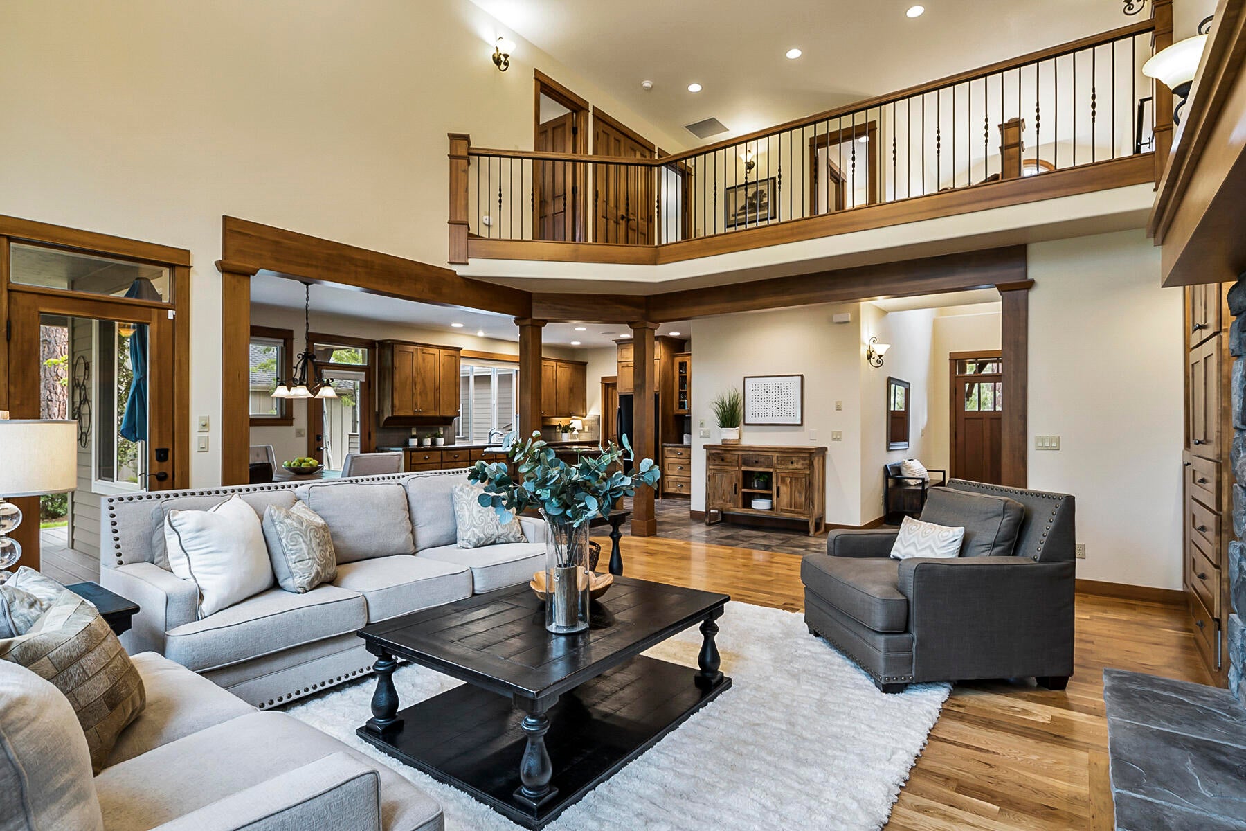 60819 Currant Way Bend, OR 97702 - Photo 44 of 44 The open floor plan is designed for entertaining!