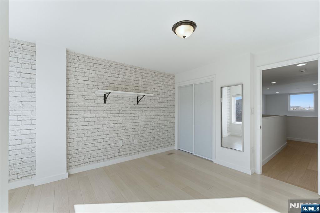 308 Nelson Court Edgewater, NJ 07020 - Photo 26 of 38