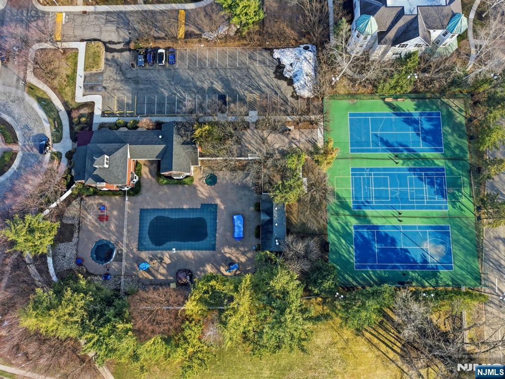 308 Nelson Court Edgewater, NJ 07020 - Photo 34 of 38