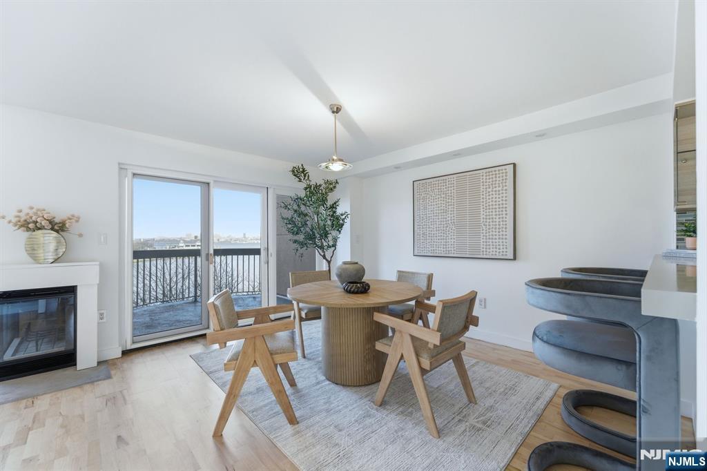 308 Nelson Court Edgewater, NJ 07020 - Photo 9 of 38