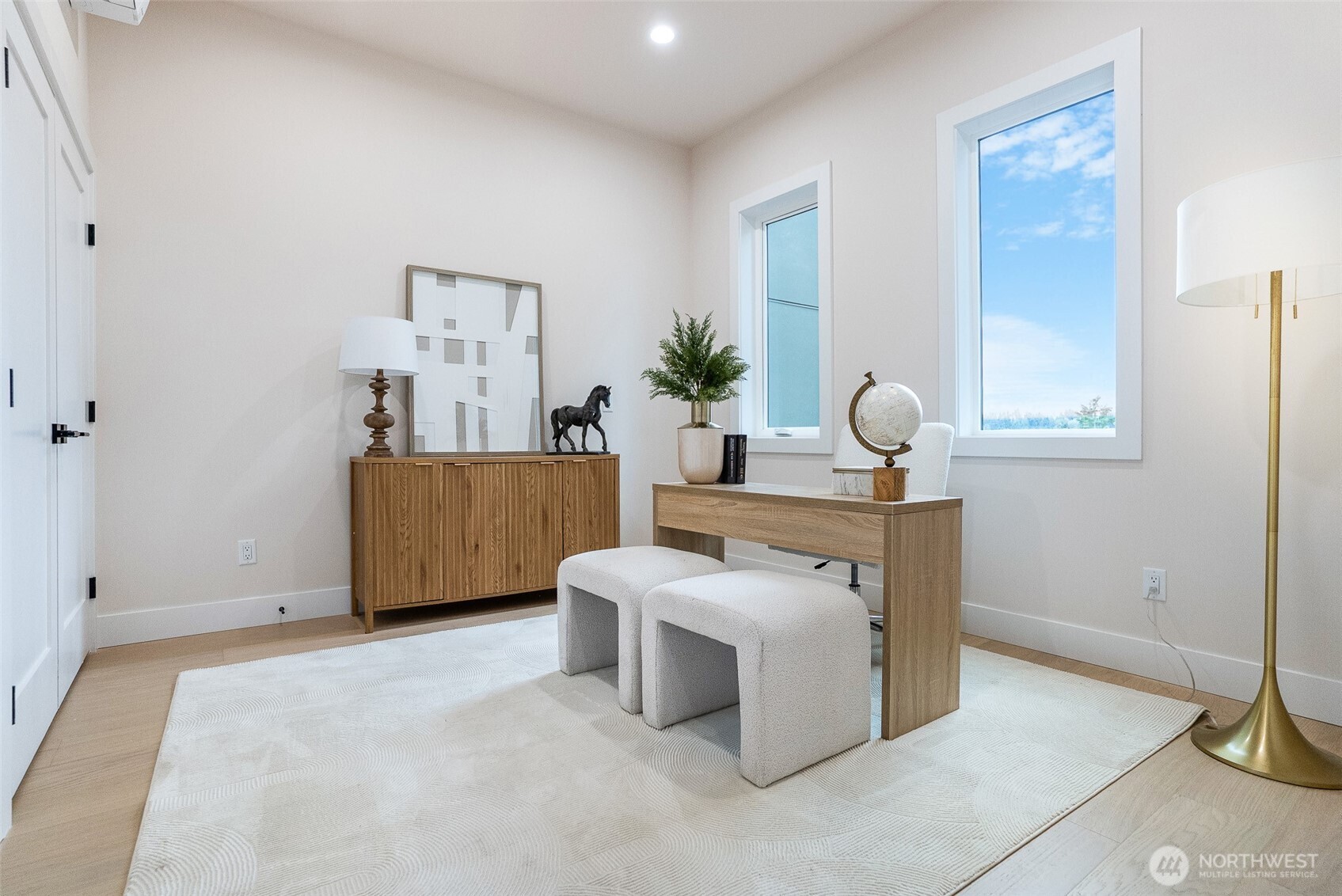 18607 104th Avenue Northeast, Unit B Bothell, WA 98011 - Photo 16 of 29 a living room with furniture and a table