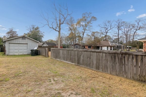 407 Holly Lane Conroe, TX 77304 - Photo 23 of 24
