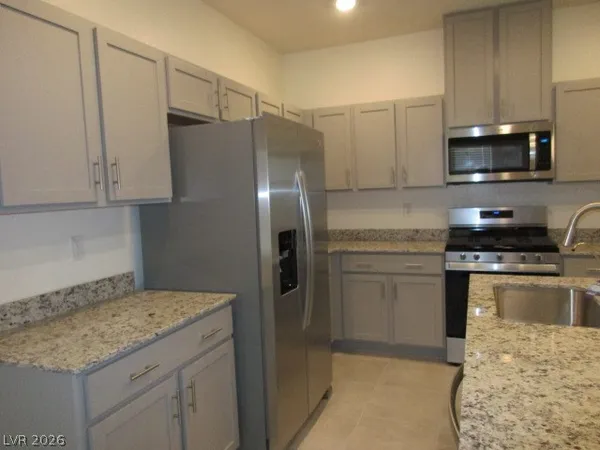 $2,200 | 422 Canary Song Drive, Henderson, NV 89011
