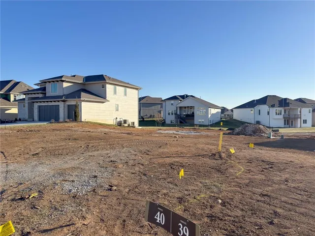 $896,060 | 21925 West 99th Terrace, Lenexa, KS 66220