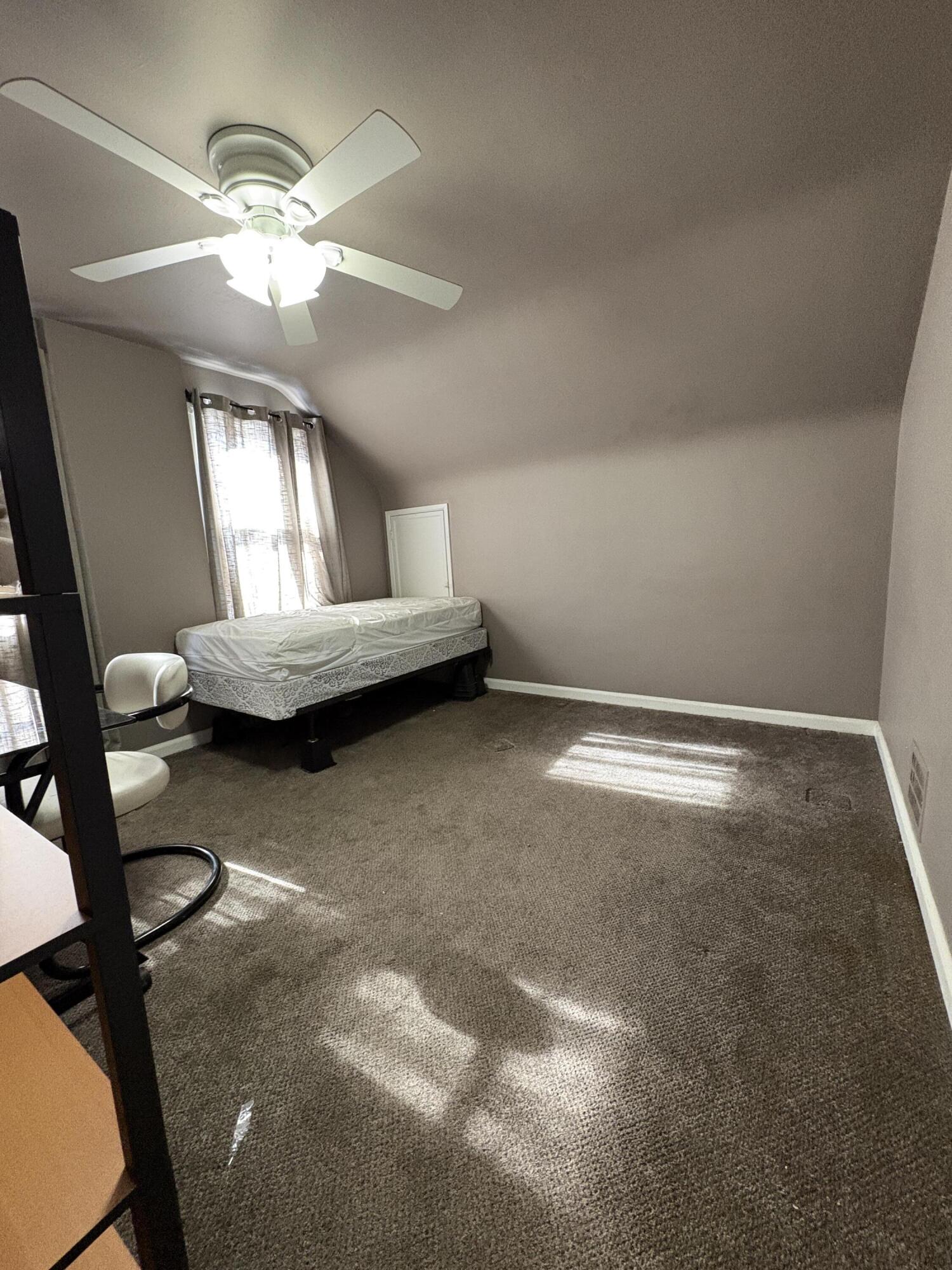 11685 Coyle Street Detroit, MI 48227 - Photo 16 of 22 Bedroom 2 Upper