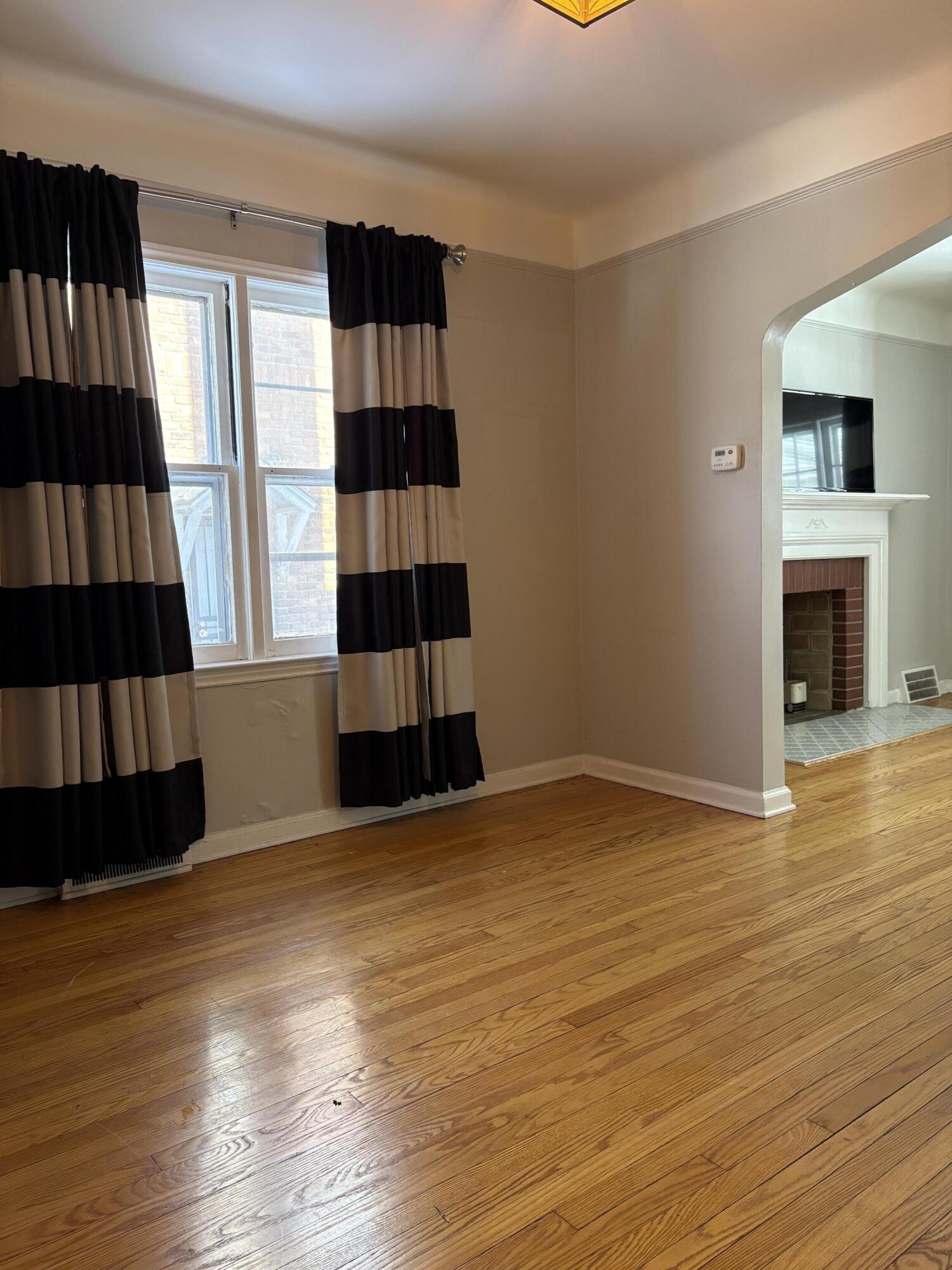 11685 Coyle Street Detroit, MI 48227 - Photo 9 of 22 Eining Room 3