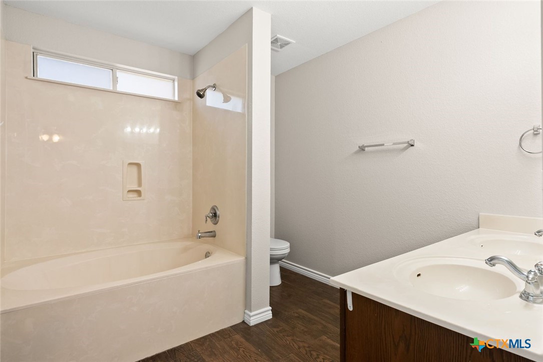 2409 Riley Drive Killeen, TX 76542 - Photo 6 of 13 Gallery Image 6