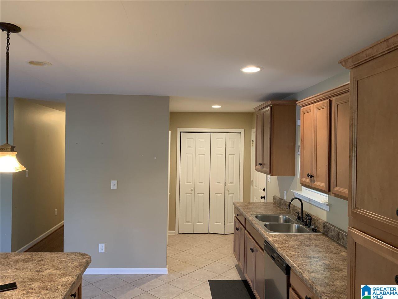 727 10th Way Pleasant Grove, AL 35127 - Photo 8 of 21