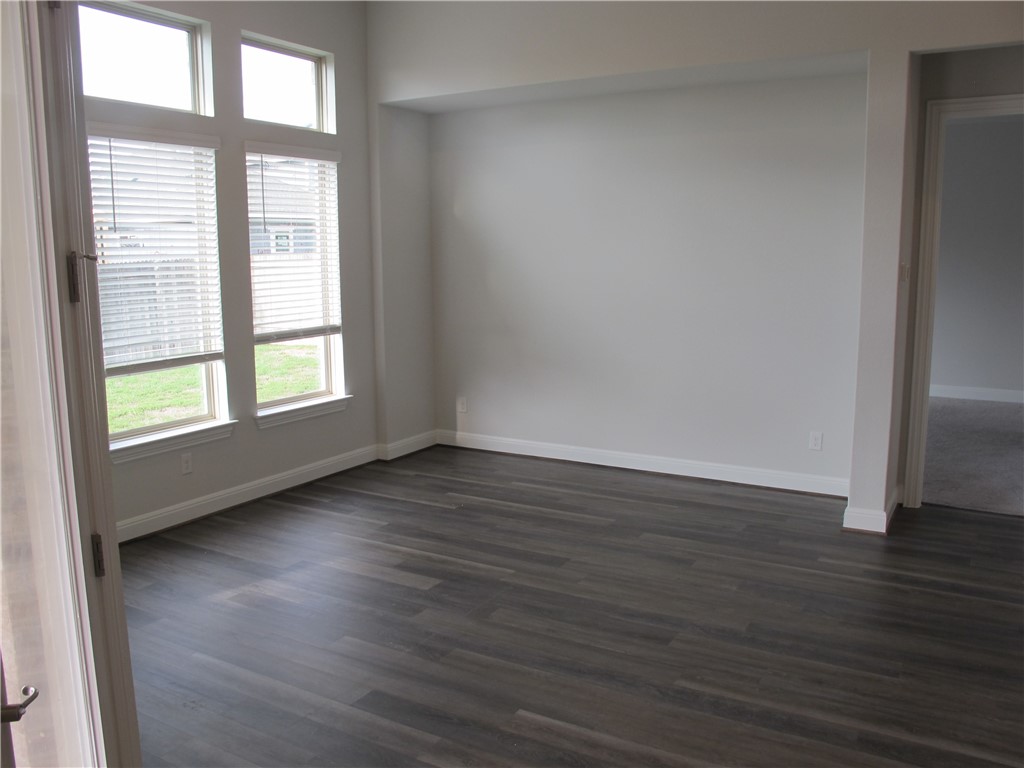 635 Spinnaker Loop Kyle, TX 78640 - Photo 11 of 37
