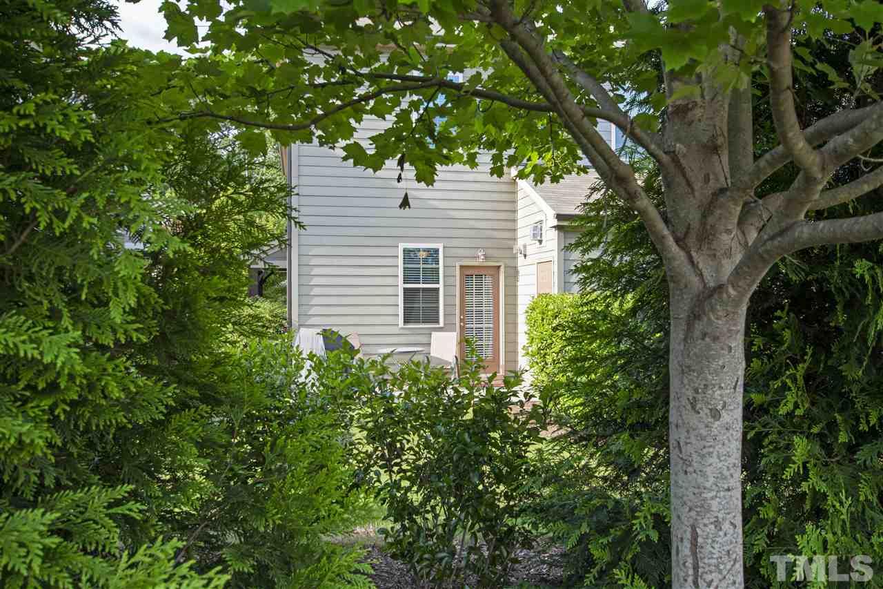 725 Wickham Ridge Road Apex, NC 27539 - Photo 24 of 30 Beautifully Landscaped Backyard Space