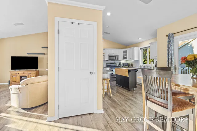 $449,000 | 8735 24th Avenue, Jenison, MI 49428