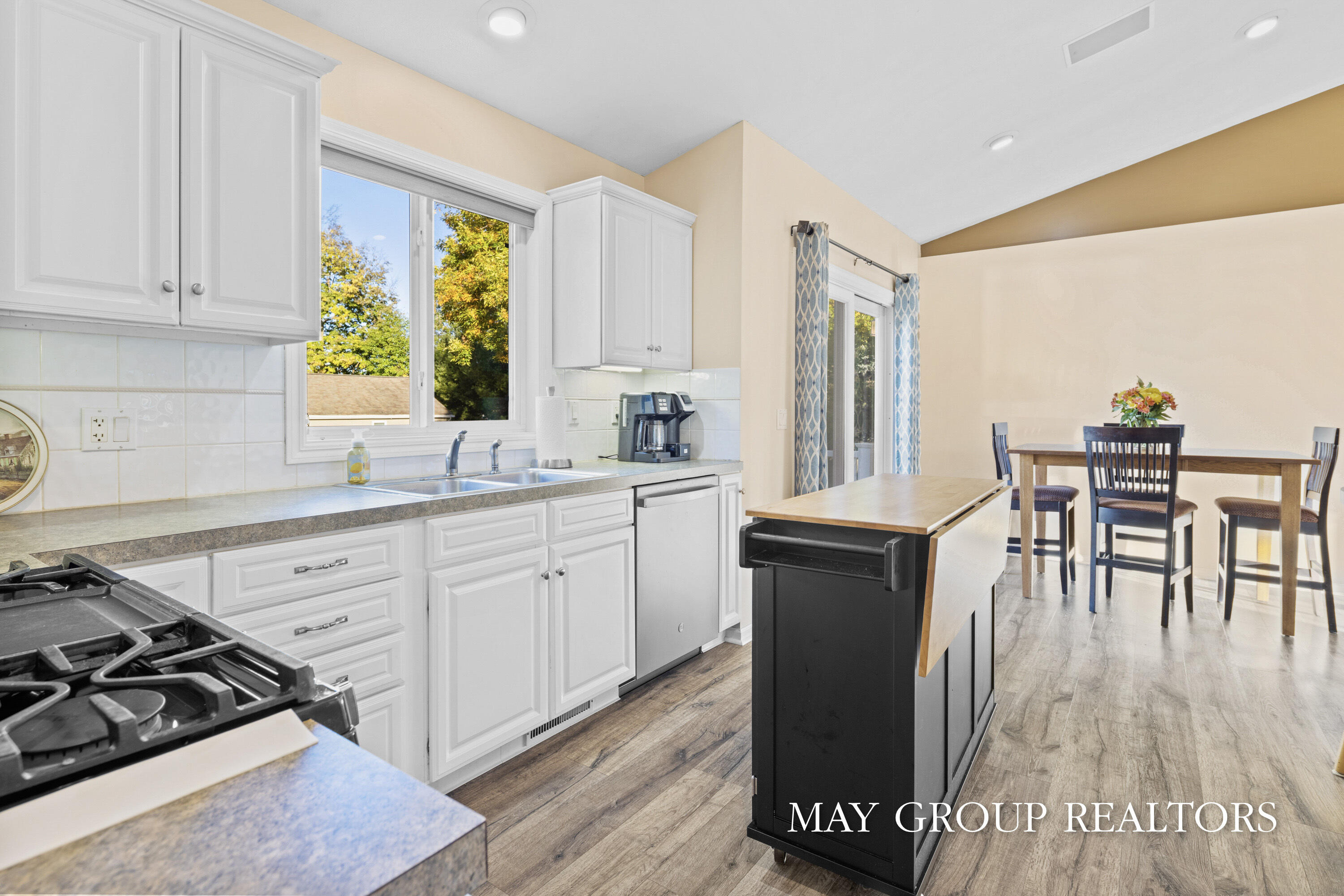 8735 24th Avenue Jenison, MI 49428 - Photo 15 of 60 20-8735