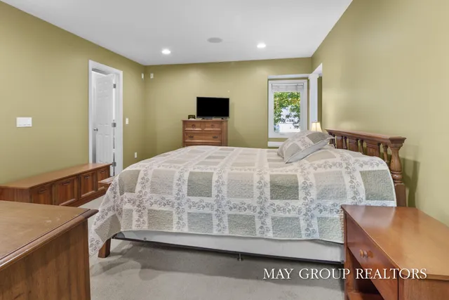 $449,000 | 8735 24th Avenue, Jenison, MI 49428