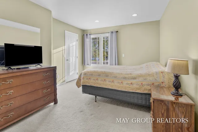 $449,000 | 8735 24th Avenue, Jenison, MI 49428