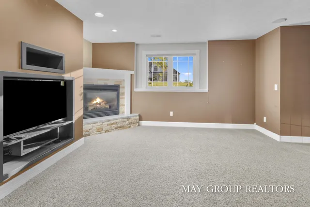 $449,000 | 8735 24th Avenue, Jenison, MI 49428