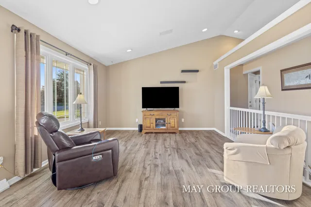 $449,000 | 8735 24th Avenue, Jenison, MI 49428