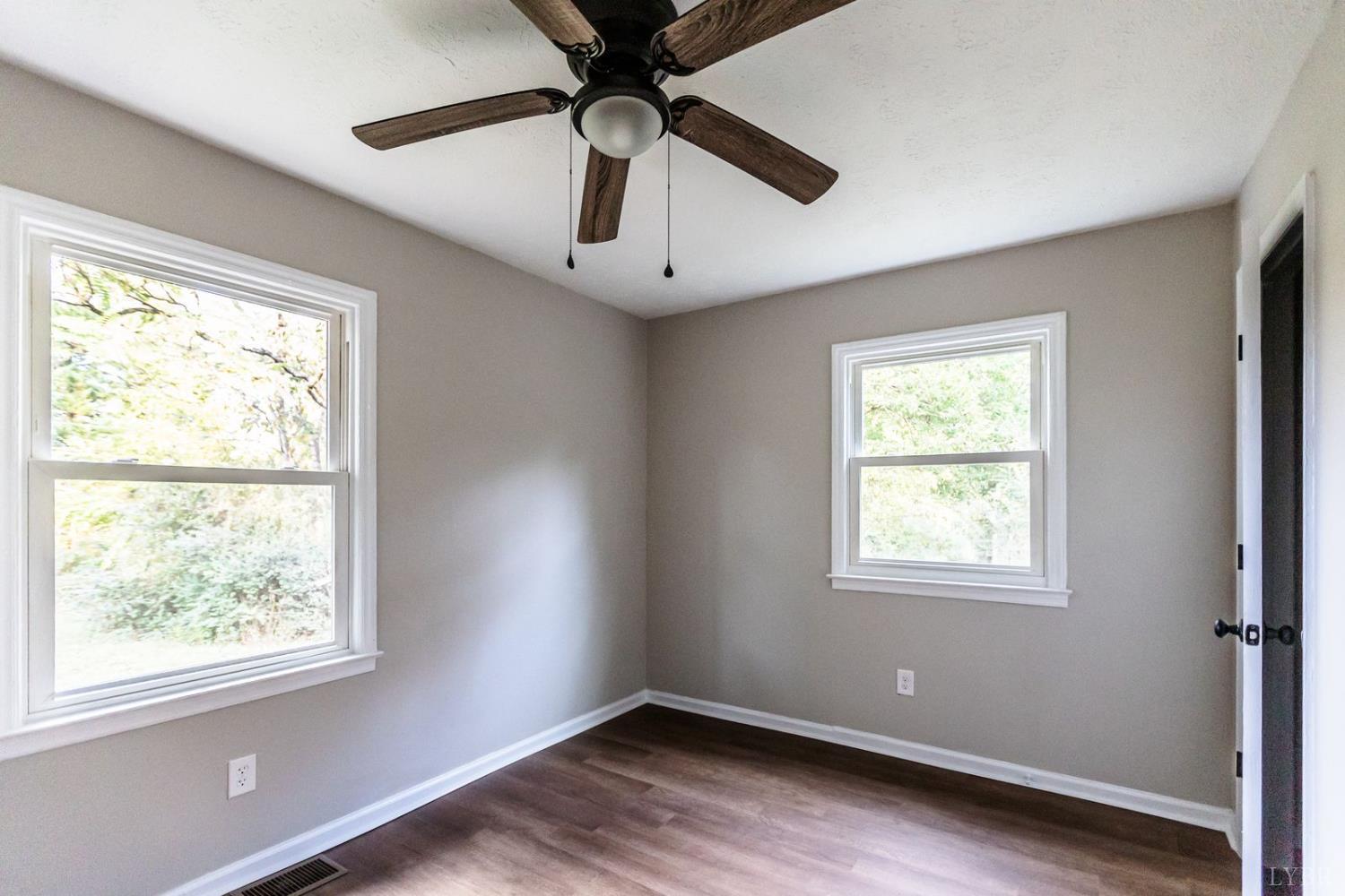 329 Stevens Street Appomattox, VA 24522 - Photo 21 of 26