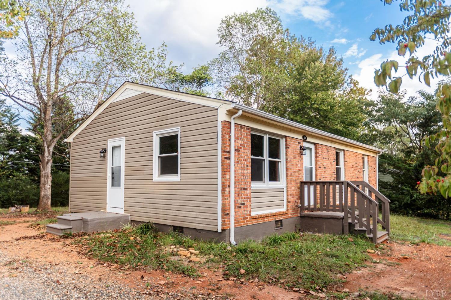 329 Stevens Street Appomattox, VA 24522 - Photo 4 of 26