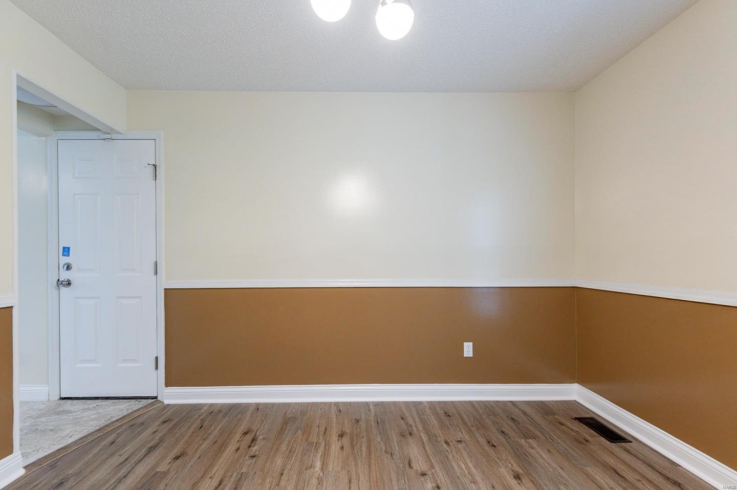 1244 Creve Coeur Mill Road St. Louis, MO 63146 - Photo 10 of 25