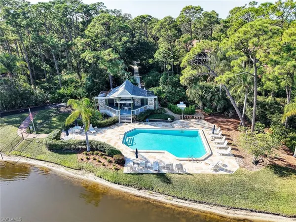 $369,900 | 355 Bay Forest Drive, Unit 3A, Naples, FL 34110