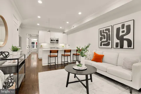 $695,000 | 1717 Euclid Street Northwest, Unit 2, Washington, DC 20009