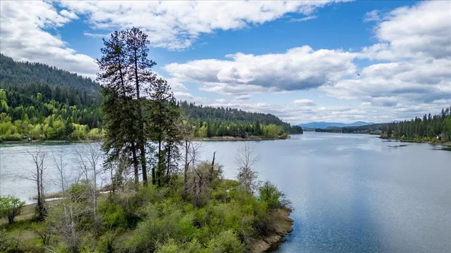 $119,000 | None None Leclerc, Newport, WA 99156