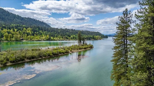 $119,000 | None None Leclerc, Newport, WA 99156