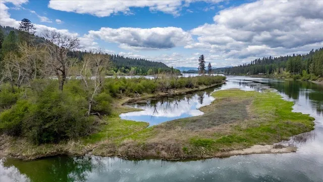 $119,000 | None None Leclerc, Newport, WA 99156