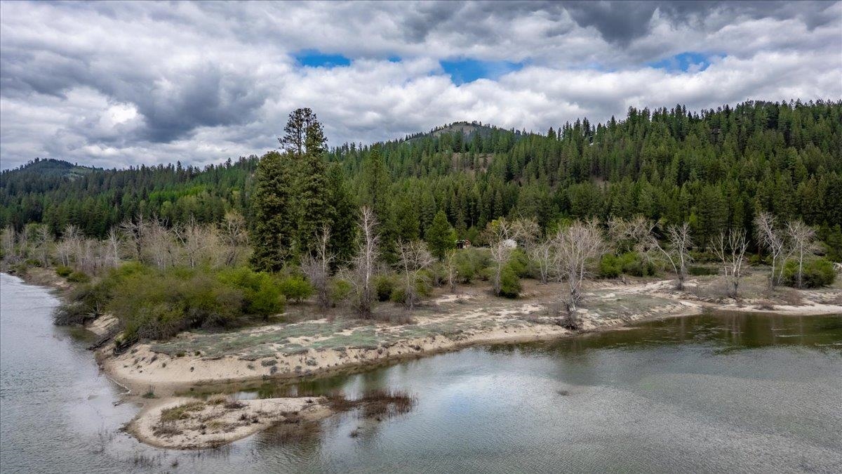 None None Leclerc Newport, WA 99156 - Photo 33 of 44