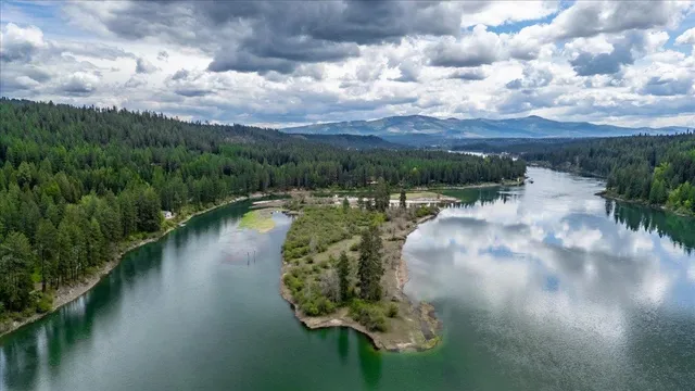 $119,000 | None None Leclerc, Newport, WA 99156